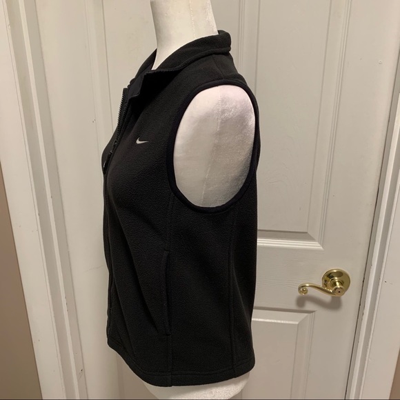 Nike Youth M (10-12) Fleece Vest - Picture 3 of 9